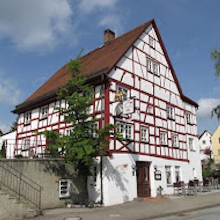 Hotel Schildwirtschaft Zum Rothen Ochsen Laupheim Esterno foto