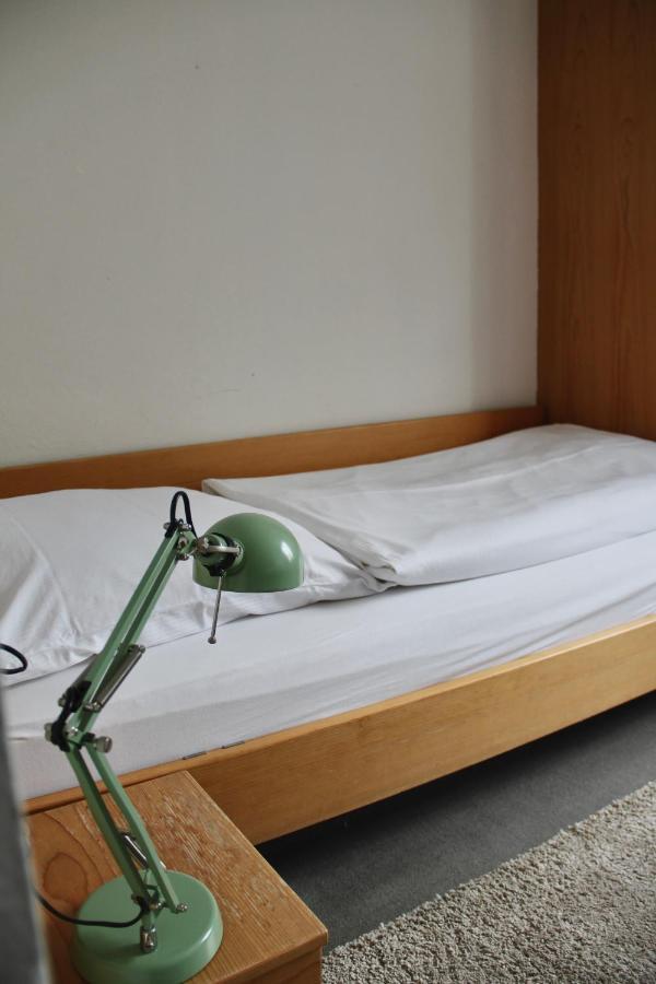 Hotel Schildwirtschaft Zum Rothen Ochsen Laupheim Esterno foto